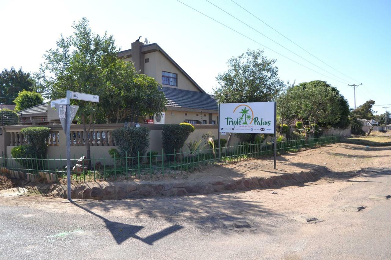 Triple Palms Bed And Breakfast ハボローネ エクステリア 写真