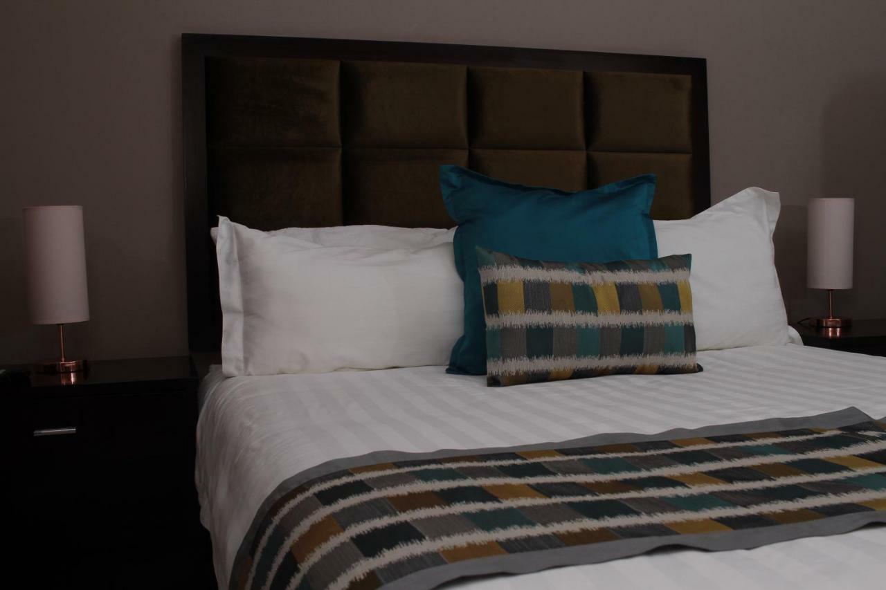 Triple Palms Bed And Breakfast ハボローネ エクステリア 写真